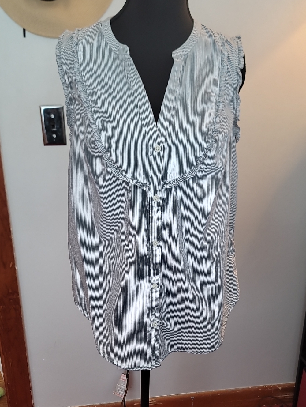 Old Navy Black and White Pinstripe Ruffle-Sleeve Button Front Top size med